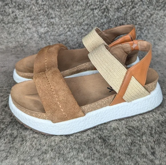 OTBT Libra Sandal Almond Women's 6 - Picture 5 of 13